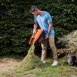 Black & Decker BLACK+DECKER BCMW3318N-XJ Grasmaaier - 18V - 33cm - Excl. Accu & Lader 30 Black & Decker BLACK+DECKER BCMW3318N-XJ Grasmaaier - 18V - 33cm - Excl. Accu & Lader -Tuin Schoonmaak 1200x1200 384