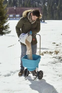 GARDENA Strooiwagen XL Strooikar - 800m2 - 18 Liter 13 GARDENA Strooiwagen XL Strooikar - 800m2 - 18 Liter -Tuin Schoonmaak 799x1200 57