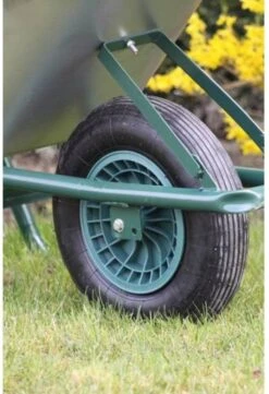 Kruiwagen Wiel 4.00 - 8 Luchtband Lijnprofiel - Asdiameter 20mm -Tuin Schoonmaak 822x1200