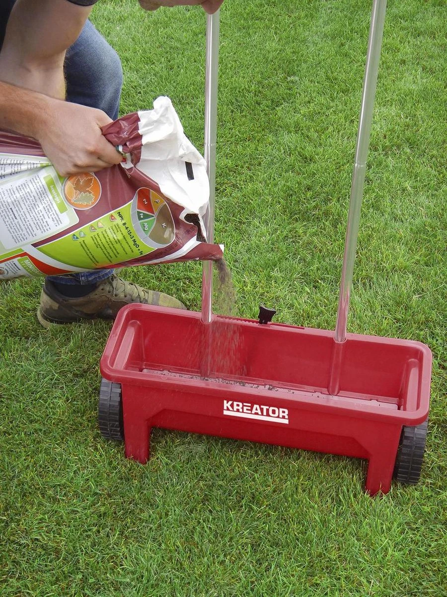 Kreator KRTGR9001 Strooiwagen - 45 Cm Strooibreedte - 12 Liter Inhoud 2 Kreator KRTGR9001 Strooiwagen - 45 Cm Strooibreedte - 12 Liter Inhoud - Afbeelding 2